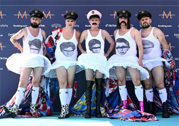 �����������-2024 - ���볺�� Olly Alexander �� ���� ����������� � ���������